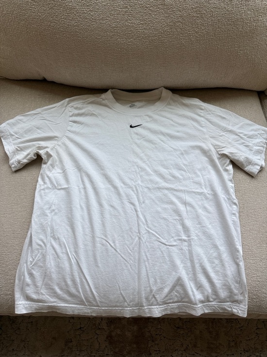 Nike Tops - Nike White Short-Sleeve Crew T-Shirt loose fit